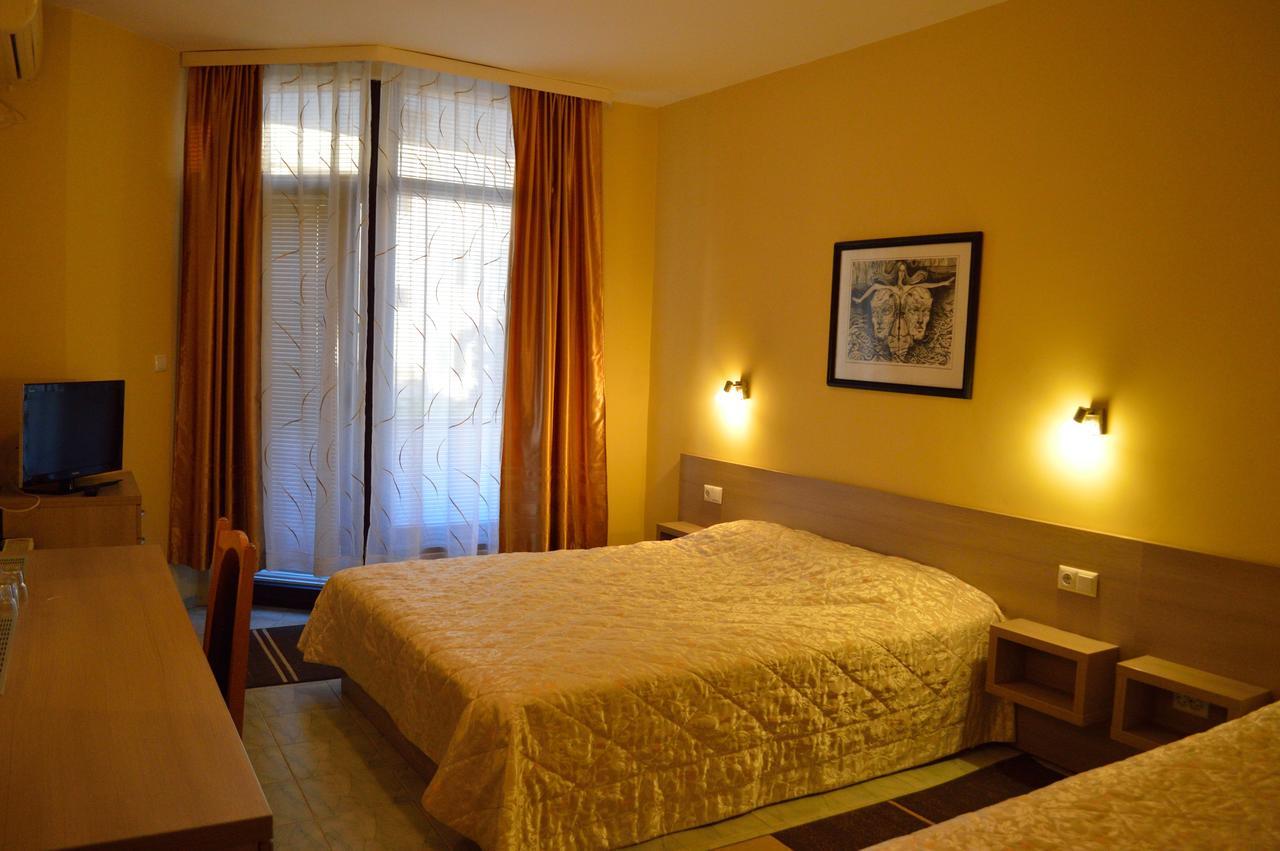 Hotel Drama Burgas Exterior photo